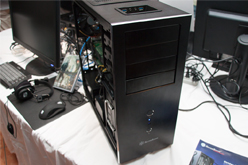 ꡼ No.016Υͥ / ƤӤġPCMini-ITXбǤо졤Raven RV04ϡֳȯסոǹԤ줿SilverStone٥ȥݡ