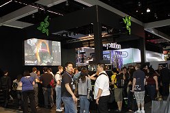 ꡼ No.001Υͥ / E3 2011RazerStar Wars: The Old RepublicפȤΥåʤо졣Star WarsͤΥޥ䥭ܡɤ򻣱ƤƤ