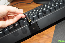 画像ギャラリー No.011のサムネイル画像 / Razer,液晶タッチパッド搭載のキーボード「DeathStalker Ultimate」を国内初公開。その特徴をムービーで紹介してみる
