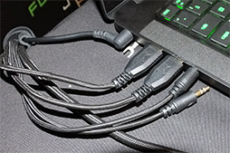 画像ギャラリー No.007のサムネイル画像 / 今度の「BlackWidow」「DeathAdder」「Kraken 7.1」は好みの色で光る。Razerの「Chroma」シリーズ3製品が10月31日に国内発売決定