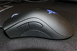 画像ギャラリー No.017のサムネイル画像 / 今度の「BlackWidow」「DeathAdder」「Kraken 7.1」は好みの色で光る。Razerの「Chroma」シリーズ3製品が10月31日に国内発売決定