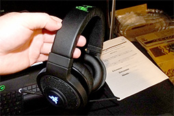 画像ギャラリー No.030のサムネイル画像 / 今度の「BlackWidow」「DeathAdder」「Kraken 7.1」は好みの色で光る。Razerの「Chroma」シリーズ3製品が10月31日に国内発売決定