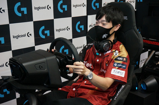 ꡼ No.004Υͥ / Logicool Gƥ󥰥ȥPRO Racing Wheelפȯ䡣쥯ȥɥ饤Ѥιǥ