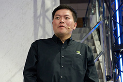 ���������꡼ No.003�Υ���ͥ������ / ��TGS2023�Ϲ��23���USB�ݡ��Ȥ������ȤäƤ����ư�GALLERIA���ۿ��Ը���PC��Ű����⤷���ȡ������硼���ݡ���