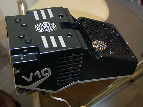 ������#002�Υ���ͥ���/��COMPUTEX 2008��17��Cooler Master����������ܤΥ����ޡ�����CPU�����顼��ȯ��