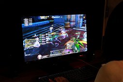 画像ギャラリー No.006のサムネイル画像 / 「The Tower of AION」Episode 4.5で実装の新クラスはロボット!? 「トイボックスツアー 2013」京都会場をレポート。休眠プレイヤーに限定プレゼントも