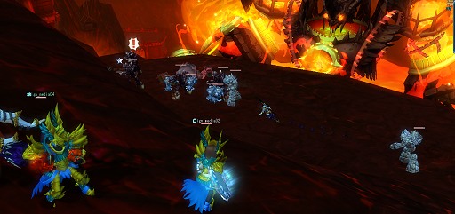 画像ギャラリー No.039のサムネイル画像 / 「ルーセントハート」最新アップデートで新職業「エクリプス」と画面に入りきらないほどの超巨大ボスとの一戦を体験してきた