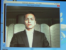 画像ギャラリー No.005のサムネイル画像 / インテル,ついに国内でAtomスマートフォンの最新事情を説明。Ultrabookでの「ナチュラルUI」活用についても言及