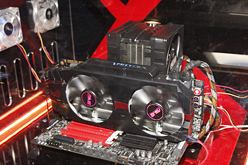 ���������꡼ No.002�Υ���ͥ������ / ��CeBIT��ASUS���Ȥޤ��Kinect�ɤʥ��󥵡������Ω�λ�Ρ���PC�������R.O.G.�֥��ɤο����ʤ�