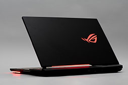 画像ギャラリー No.003のサムネイル画像 / ASUS「ROG Strix Scar 17」テストレポート。RTX 3080&Ryzen 9 5900HX搭載のハイエンドノートPCの性能を検証する