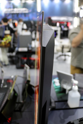 ꡼ No.005Υͥ / TGS2022ASUS̤ȯɽʤŸ41.5緿ͭELǥץ쥤PG42UQפȡROG Phone 6פܤ