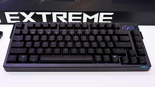 画像ギャラリー No.008のサムネイル画像 / AMDの最新CPUを積んだゲーマー向け薄型ノートPC「ROG Zephyrus G16」がASUSから登場