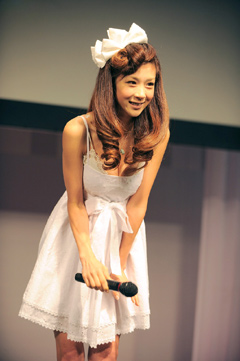 画像集#033のサムネイル/ほしのあきも可愛いと絶賛! 「ネットの奥は果てしない」をキーワードにした「インターネットアドベンチャー」完成披露発表会