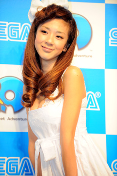 画像集#035のサムネイル/ほしのあきも可愛いと絶賛! 「ネットの奥は果てしない」をキーワードにした「インターネットアドベンチャー」完成披露発表会