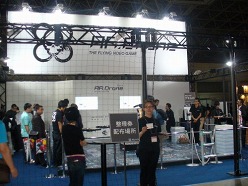 ꡼ No.035Υͥ / TGS 2010iPhone/iPadʡΥݡȤǺܡiPhoneΤǤ4㼰Υ饸إꥳץAR.Droneפץ쥤֥Ÿ