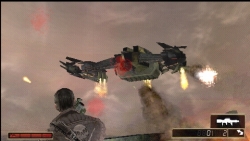 画像集#022のサムネイル/PSPを手に欧州奪還作戦へ参加せよ。TPS「RESISTANCE〜報復の刻(とき)〜」体験版が本日配信&先行プレイレポートを掲載