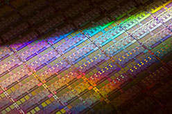 ꡼ No.006Υͥ / Intel6CPUCore i7-980X Extreme EditionפȯɽXeon 5600פƱ꡼