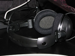 ꡼ No.015Υͥ / TGS 2009ǽ⹽¤˹롣ͽ۰ʾ˥ФäAlienwareΥޡPC