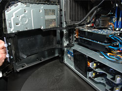 ꡼ No.016Υͥ / PRAlienwareǯƬ饨󥸥M17xפοǥϡեHD120HzվǽǡPS3Xbox 360ΥɽǤ