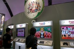 ꡼ No.011Υͥ / TGS 2010ϥޥեȥ֡ˤϥɥѡƥȥޤ50ȥ뤬롣Kinectбȥ֥ޥ2פλͷʤɸ