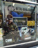 ꡼ No.003Υͥ / E3 2010Ͼ罨״Ĥ󥼥륹Υॷåפ˹סǤΡMETAL GEAR SOLID PEACE WALKER WORLD TOURפͻҤϡ