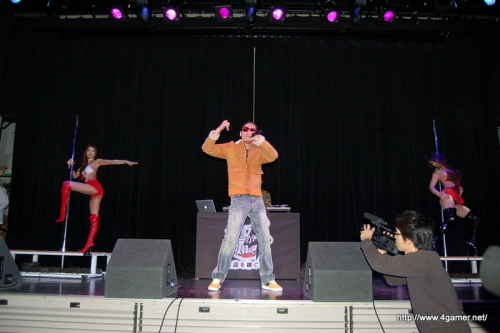 画像ギャラリー No.010のサムネイル画像 / 「龍が如く4 伝説を継ぐもの」のテーマソングは,Zeebraさんら4人の熱い男達が生んだ「Butterfly City Feat. RYO the SKYWALKER & Mummy-D」に決定。 ※発表会レポートを追記