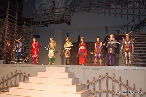 画像ギャラリー No.004のサムネイル画像 / 「戦国BASARA3」の発表も行われた,舞台「戦国BASARA」の公開ゲネプロの模様をレポート