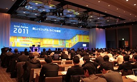 ꡼ No.002Υͥ / Intel Forum 2011׳š2Coreץå⤿餹ӥ奢롦饤դѳפȤ