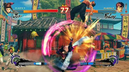 画像ギャラリー No.008のサムネイル画像 / 日本各地で開かれる「スーパーストリートファイターIV」の店頭体験会に急げ。そこで“油まみれの親父”と“キツめなテコンドー美女”の技を体験するんだ