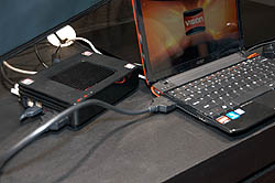 ꡼ No.003Υͥ / COMPUTEXAMDΡPCѤγդMobility HD 5870ϪRadeon١3DΩλĶ