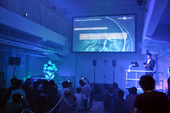 ���������꡼ No.011�Υ���ͥ������ / ������ƥ��ι⤵��´������ԤΥ��塼�ƥ��󥰥���������VANQUISH�פ�����θ���˹ԤäƤ���