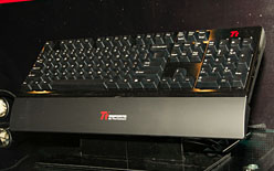 ꡼ No.005Υͥ / ThermaltakeΥޡ֥ɡTt eSPORTSôԤʹά̡ץޡѤ2饤ʥåפǾ