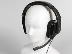 画像ギャラリー No.002のサムネイル画像 / 「Tt eSPORTS SHOCK」レビュー。「個性がないのが個性」を地でいく,バランスのいい低価格ヘッドセットだ