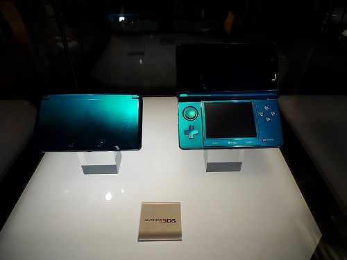 ꡼ No.004Υͥ / E3 2010E3 2010οϡɡ˥ƥɡ3DS򤤤᤯äƤ