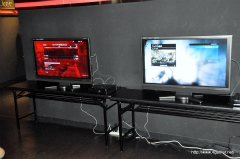 ²èÁü¥®¥ã¥é¥ê¡¼ No.003¤Î¥µ¥à¥Í¥¤¥ë²èÁü / ËÜÆüȯÇä¤Î¡ÖGears of War 3¡×¡¤FUJIWARA¡¤Äص´ÅÛ¤µ¤ó¡¤¤¢¤ä¤Þ¤óJAPAN¤¬È¯Çä¤ò½ËÊ¡¤·¤Ë¶î¤±¤Ä¤±¤¿¡¤È¯ÇäµÇ°¥¤¥Ù¥ó¥È¤ÎÌÏÍͤò¥ì¥Ý¡¼¥È