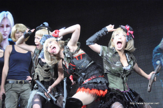 ²èÁü¥®¥ã¥é¥ê¡¼ No.026¤Î¥µ¥à¥Í¥¤¥ë²èÁü / ËÜÆüȯÇä¤Î¡ÖGears of War 3¡×¡¤FUJIWARA¡¤Äص´ÅÛ¤µ¤ó¡¤¤¢¤ä¤Þ¤óJAPAN¤¬È¯Çä¤ò½ËÊ¡¤·¤Ë¶î¤±¤Ä¤±¤¿¡¤È¯ÇäµÇ°¥¤¥Ù¥ó¥È¤ÎÌÏÍͤò¥ì¥Ý¡¼¥È