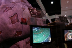 ꡼ No.002Υͥ / E3 2010Ϥʤȥ饹٥ǽ˱ƤʤäFallout: New Vegasץץ쥤֥Ÿ֡ǼºݤͷǤ