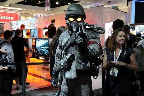 ꡼ No.004Υͥ / E3 2010ϺǯϤäѤPS Moveפȡ3DפܤSony Computer Entertainment֡ޤܤΡKILLZONE 3פǿࡼӡȶˤϤ