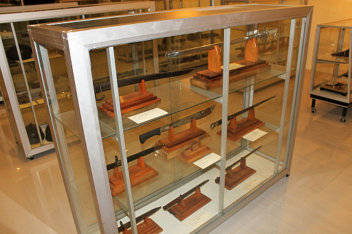 ���������꡼ No.017�Υ���ͥ������ / ��޼�����֥Ϲ��強����ưˤ�ʤɵ��Ť�Ÿ��ʪ�����륿���η������ϡ�Adisorn Camp�ץ�ݡ���