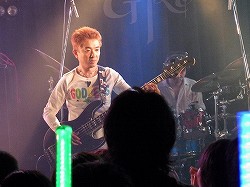 画像ギャラリー No.003のサムネイル画像 / 4年ぶりの「ギタドラ」ライブ!「GuitarFreaksXG2 & DrumManiaXG2 Original Soundtrack 1st season」リリース記念スペシャル・ライブ&トーク・イベントレポート