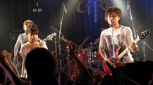 画像ギャラリー No.010のサムネイル画像 / 4年ぶりの「ギタドラ」ライブ!「GuitarFreaksXG2 & DrumManiaXG2 Original Soundtrack 1st season」リリース記念スペシャル・ライブ&トーク・イベントレポート