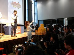 画像ギャラリー No.030のサムネイル画像 / 激戦が繰り広げられた「ファンタシースターポータブル2 インフィニティ」公式大会決勝戦を詳細レポート