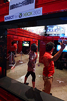 ꡼ No.002Υͥ / TGS 2010ϡKinectʥͥȡˡפоǥ󥹥ϵ˿ʲKONAMIDanceEvolutionץץ쥤ݡ