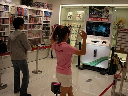 画像ギャラリー No.006のサムネイル画像 / 「DanceEvolution」,10月30日開催の店頭体験会の様子が公開