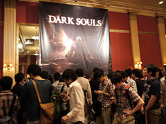 ꡼ No.004Υͥ / TGS 2011ϡARMORED CORE VפȡDARK SOULSפθݡȡȯ䤬DARK SOULSΥץǥ塼饳ȤäƤ