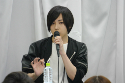 画像ギャラリー No.006のサムネイル画像 / 蒼井翔太さんが舞台裏のエピソードを明かした「舞台『ファンタシースターオンライン2 -ON STAGE-』発売記念トーク&お渡し会」レポート