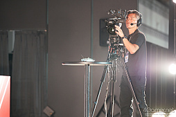 画像ギャラリー No.282のサムネイル画像 / 「ファンタシースター感謝祭2019」決勝会場フォトレポート。コスプレコンテストやミニライブを中心に会場の様子を紹介