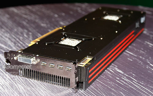 画像ギャラリー No.006のサムネイル画像 / AMD,「Radeon HD 6990」の実機をシンガポールのイベントで披露