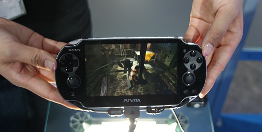 ꡼ No.002Υͥ / TGS 2011PS VitaΤޤޤʵǽ褫֥㡼ƥå -ϿޤʤλϤޤ-סޥץ쥤θǤPS3ѡ֥㡼ƥå -̲륢ȥƥ-ץץ쥤ݡ