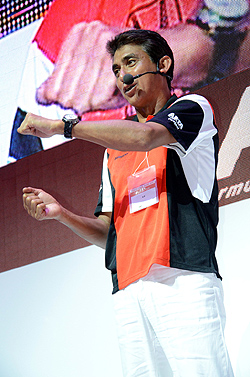 ꡼ No.010Υͥ / TGS 2011ϡF1 2011פΥơڰΤ󡤰ͤࡹо졣졼ȳΤϡġ 